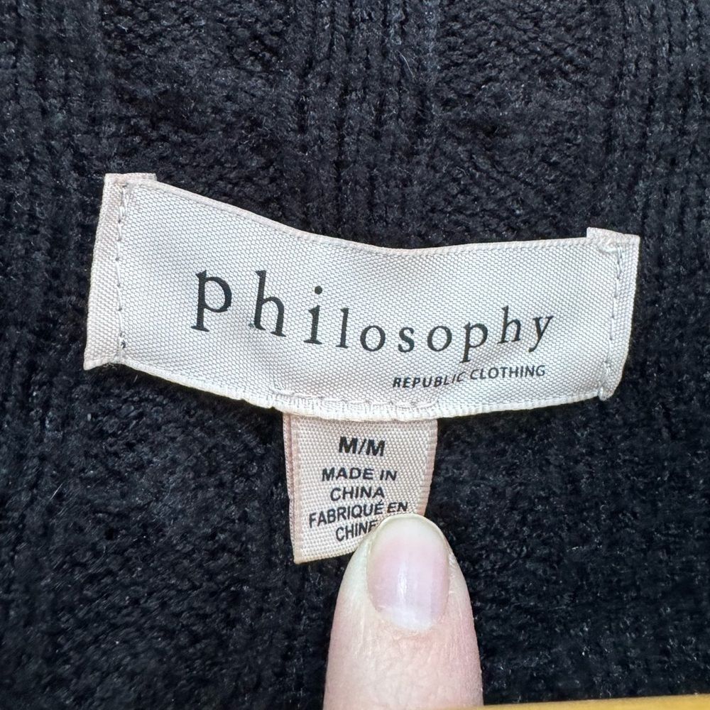 SALE! Black Philosophy Cable Knit Turtleneck Sweater Size M EUC - Picture 5 of 5